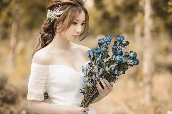 梦见同一个人是什么意思 梦见同一个人是什么意思