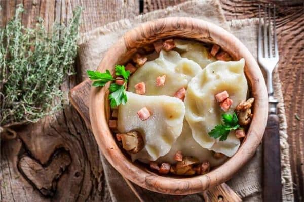 梦见煮饺子是什么意思 梦见煮饺子是什么意思