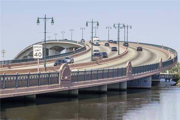 梦见高速公路是什么预兆 梦见高速公路是什么预兆