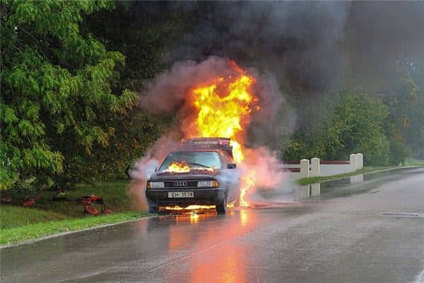 做梦梦到出车祸了 做梦梦到出车祸了