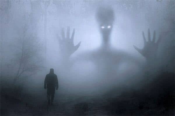 梦见鬼压床是什么意思 梦见鬼压床是什么意思