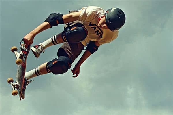 梦见滑板车是什么意思 梦见滑板车是什么意思