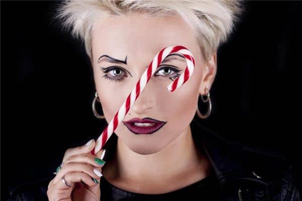 梦见画眉毛是什么预兆 梦见画眉毛是什么预兆