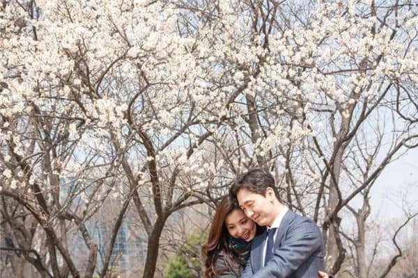 梦见前老公是什么意思 梦见前老公是什么意思