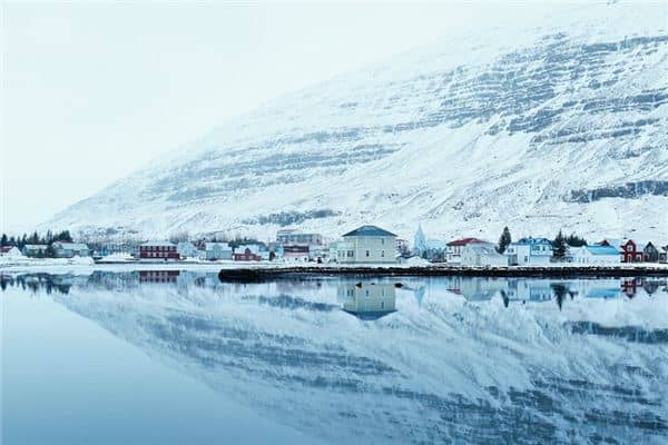 梦见下小雪是什么意思
