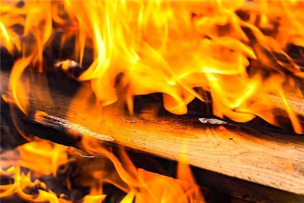 梦见烧东西是什么意思 梦见烧东西是什么意思