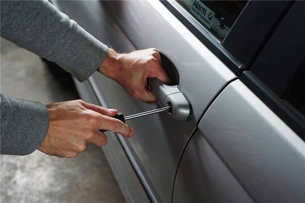 梦见追小偷是什么预兆 梦见追小偷是什么预兆