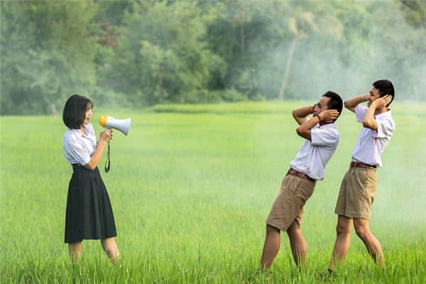 梦见同学吵架是什么意思 梦见同学吵架是什么意思
