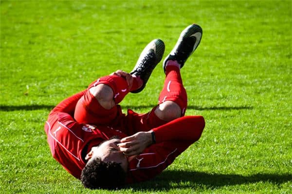 梦见腿流血是什么意思 梦见腿流血是什么意思