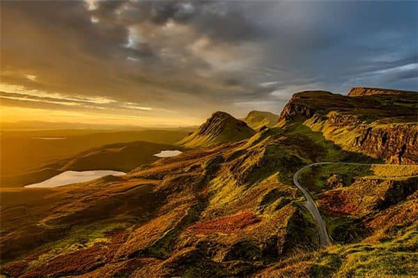 梦见山倒了是什么意思 梦见山倒了是什么意思