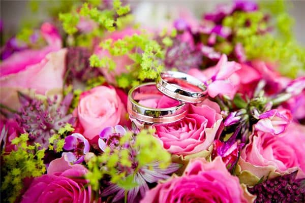 梦见红白事是什么意思 梦见红白事是什么意思