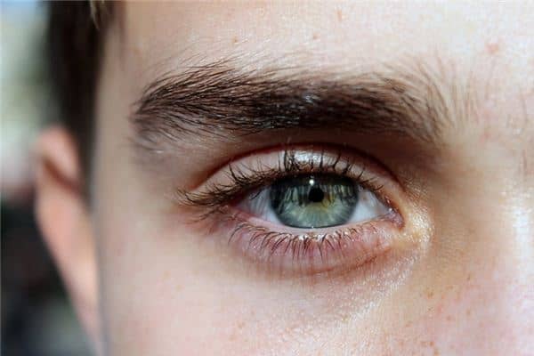 梦见剃眉毛是什么意思 梦见剃眉毛是什么意思