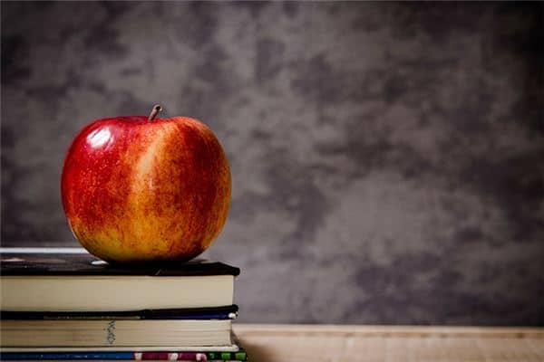 梦见捡苹果是什么意思 梦见捡苹果是什么意思