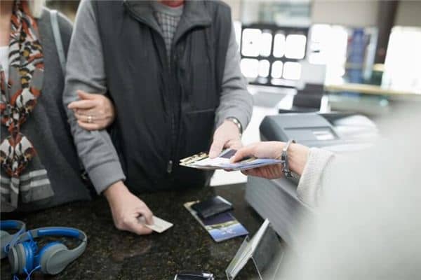 梦见买机票是什么意思 梦见买机票是什么意思