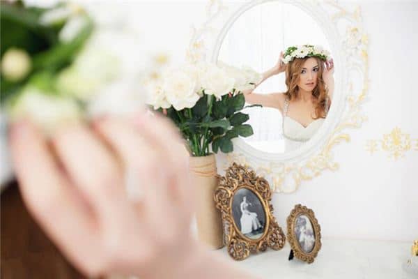 梦见自己毁容是什么意思 梦见自己毁容是什么意思