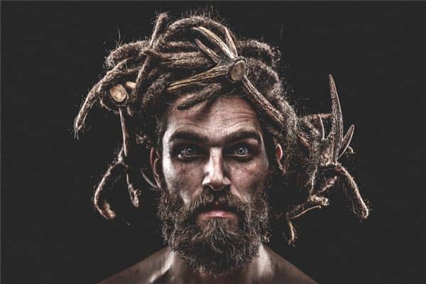 梦见自己疯了是什么意思 梦见自己疯了是什么意思