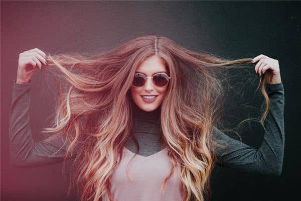 梦见断头发是什么意思 梦见断头发是什么意思