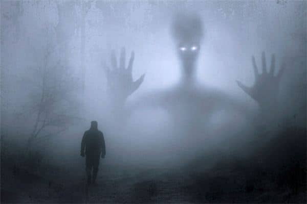 梦见鬼压身是什么意思 梦见鬼压身是什么意思