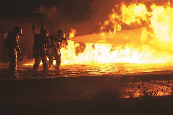 梦见房子烧了是什么意思 梦见房子烧了是什么意思