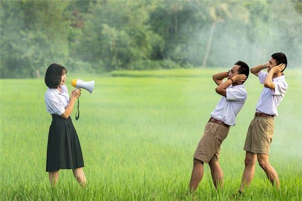 梦见叫名字是什么意思 梦见叫名字是什么意思