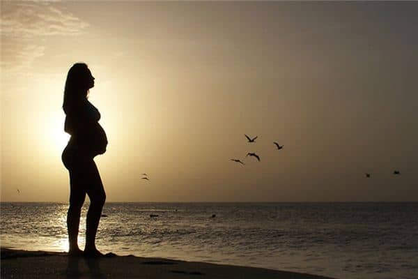 梦见孕妇摔倒是什么意思 梦见孕妇摔倒是什么意思