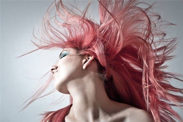 梦见疯女人是什么意思 梦见疯女人是什么意思