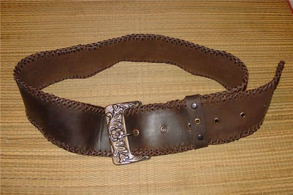 梦见腰带断了是什么意思 梦见腰带断了是什么意思