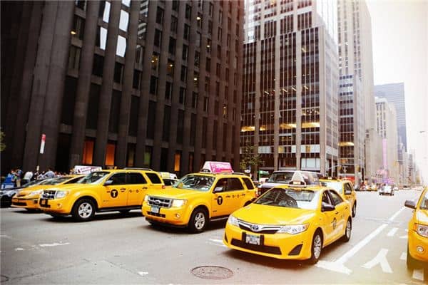 梦见出租车是什么预兆 梦见出租车是什么预兆