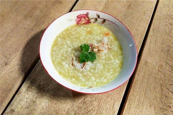 梦见大米粥是什么意思 梦见大米粥是什么意思