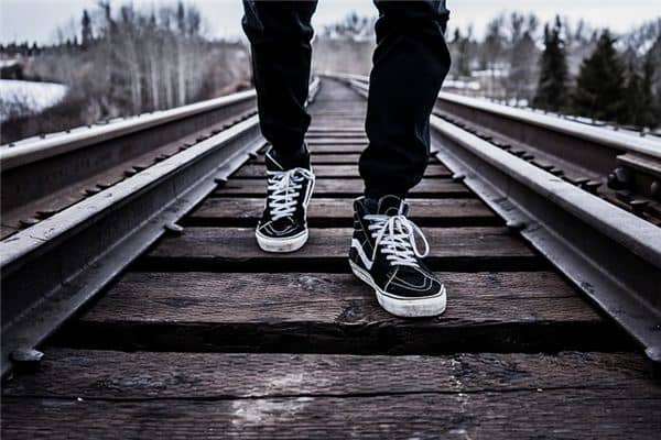 梦见被跟踪是什么预兆