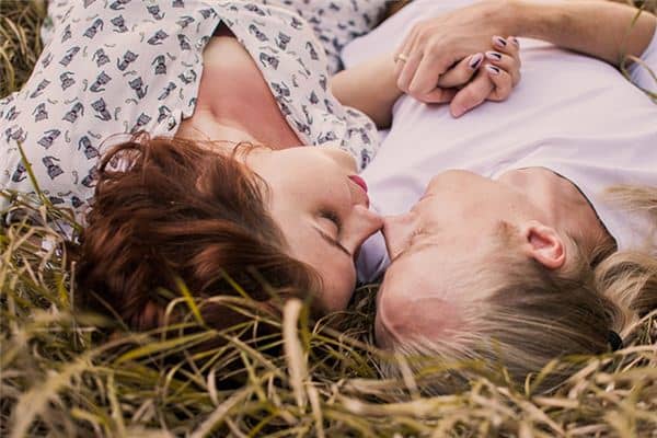 梦见当小三是什么意思 梦见当小三是什么意思