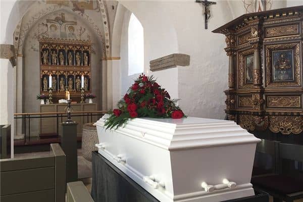 梦见空棺材是什么预兆 梦见空棺材是什么预兆