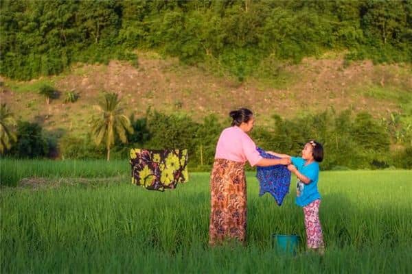 梦到洗衣服 梦到洗衣服