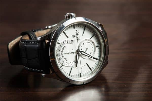 梦见送手表是什么意思 梦见送手表是什么意思