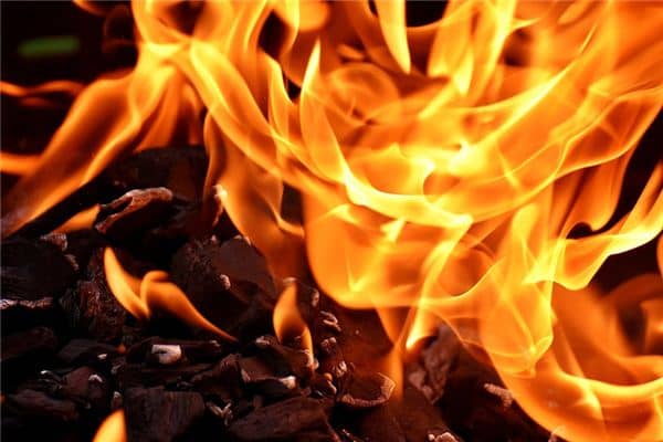 梦见火烧身是什么意思 梦见火烧身是什么意思