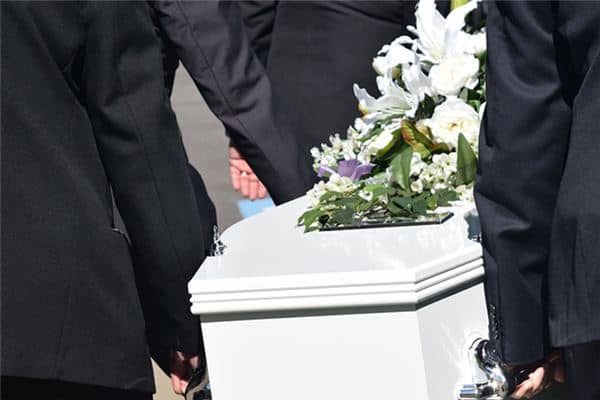 梦见抬棺材是什么预兆 梦见抬棺材是什么预兆