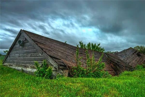梦见房屋倒是什么意思 梦见房屋倒是什么意思