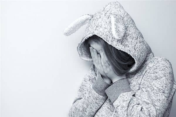 梦见自己在哭是什么意思 梦见自己在哭是什么意思