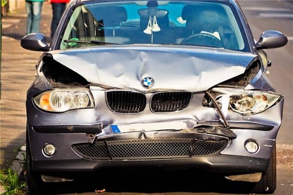 梦见别人出车祸流血 梦见别人出车祸流血