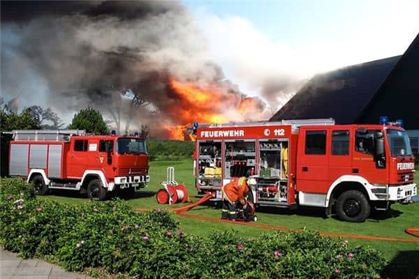 梦见消防车是什么预兆 梦见消防车是什么预兆