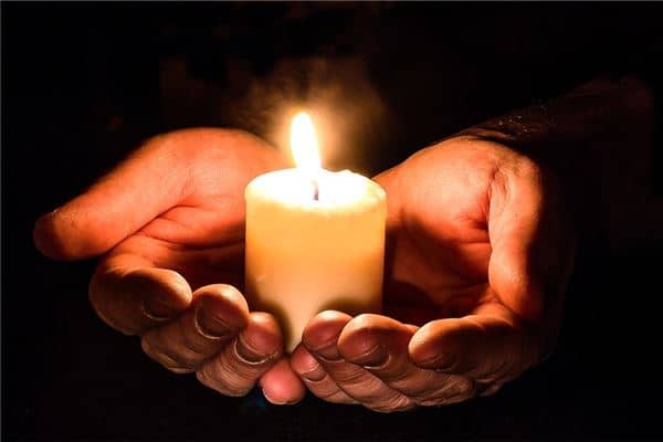 梦见点蜡烛 梦见点蜡烛