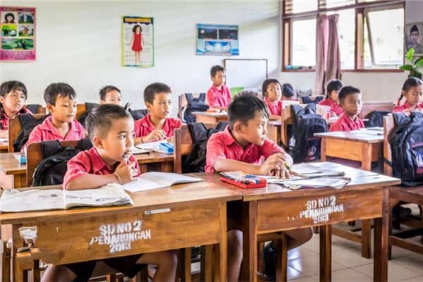 梦见回到学校是什么意思 梦见回到学校是什么意思