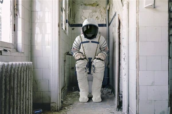 梦到自己拉大便 梦到自己拉大便