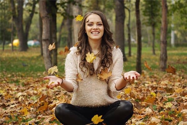 梦见扔东西是什么意思 梦见扔东西是什么意思