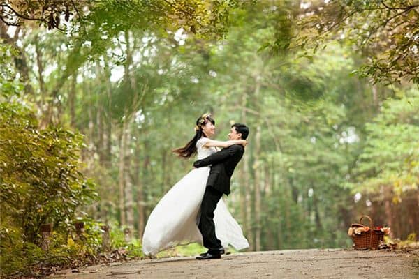 梦见找老婆是什么意思 梦见找老婆是什么意思