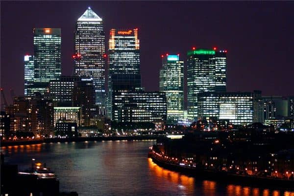 梦见楼倒了是什么意思 梦见楼倒了是什么意思