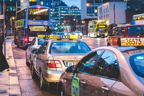 梦见汽车站是什么意思 梦见汽车站是什么意思