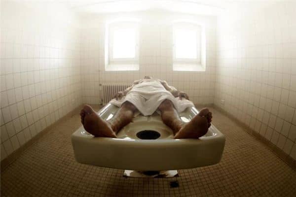 梦见烧尸体是什么意思 梦见烧尸体是什么意思