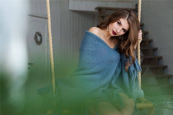 梦见老女人是什么意思 梦见老女人是什么意思