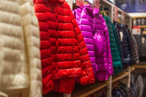 梦见羽绒服是什么预兆 梦见羽绒服是什么预兆